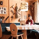 Kirchplatz Hotel apartamentowy