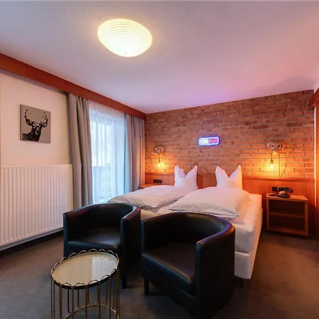 Kirchplatz Apart-hotel Sankt Anton am Arlberg