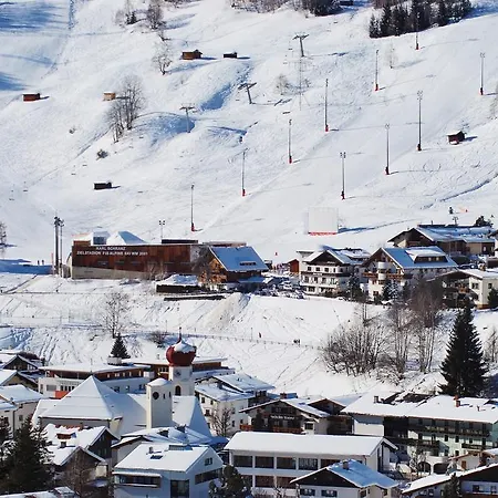 Kirchplatz Apart-hotel