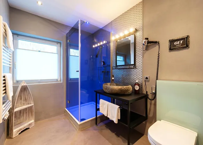 아파트호텔 Kirchplatz 장크트안톤암아를베르크