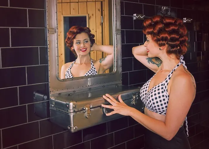 Kirchplatz 아파트호텔 장크트안톤암아를베르크