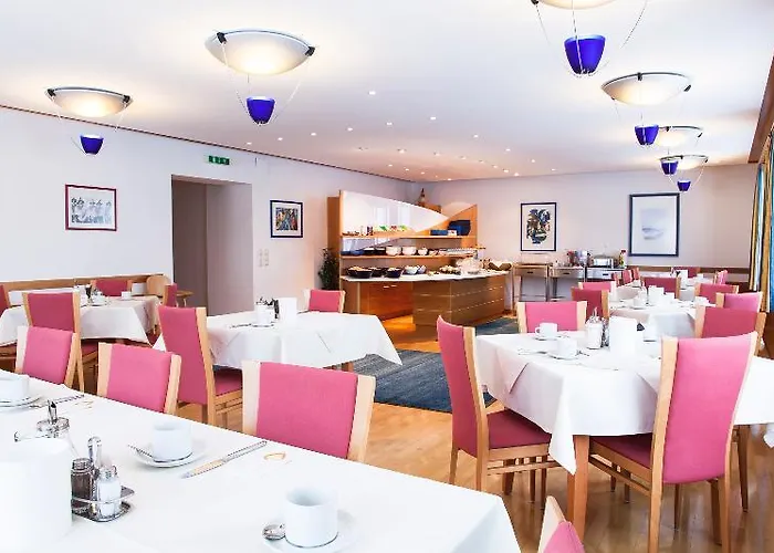 Kirchplatz 3* 장크트안톤암아를베르크