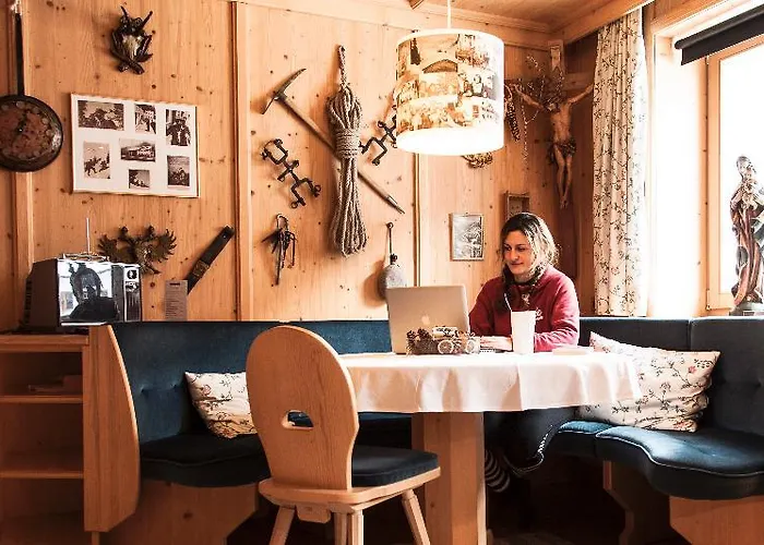 Kirchplatz 아파트호텔