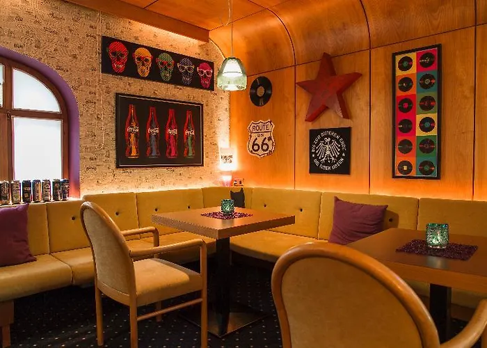 Kirchplatz 아파트호텔 장크트안톤암아를베르크